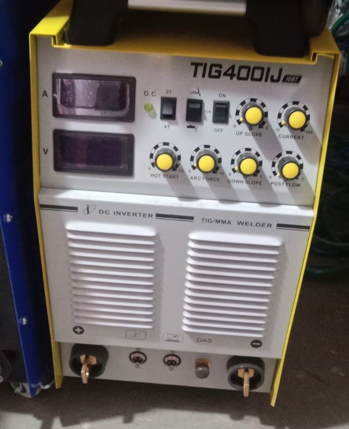 ARC-Welding-Machine